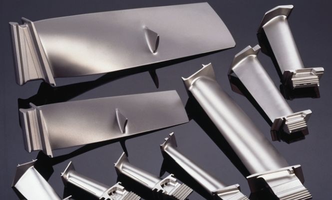 Shot peening aircraft blades